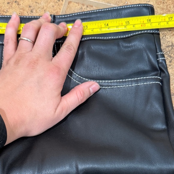 NWT STAUD Elliot Vegan Leather Straight-Leg Pants Sz 10 Black Fall Staple Timele - Picture 5 of 12